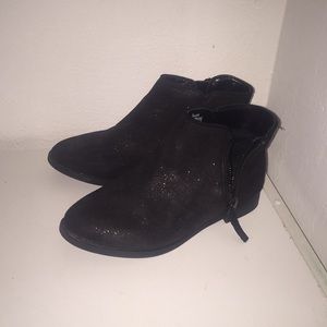 Cat and Jack glittery boots